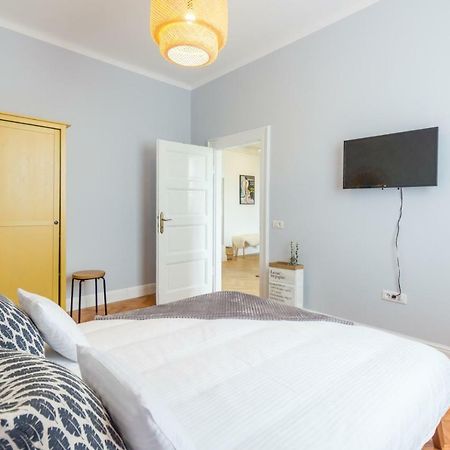 City Chic 3 Bedroom Apartment 클루지나포카 외부 사진